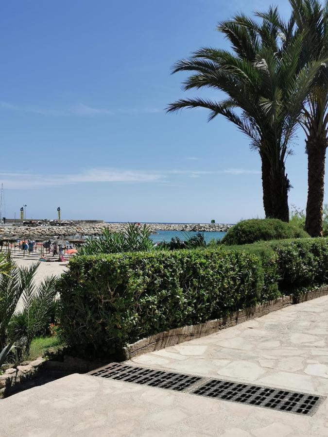 Apartamento Port De Roda De Bara -Roc Sant Gaieta Exterior foto